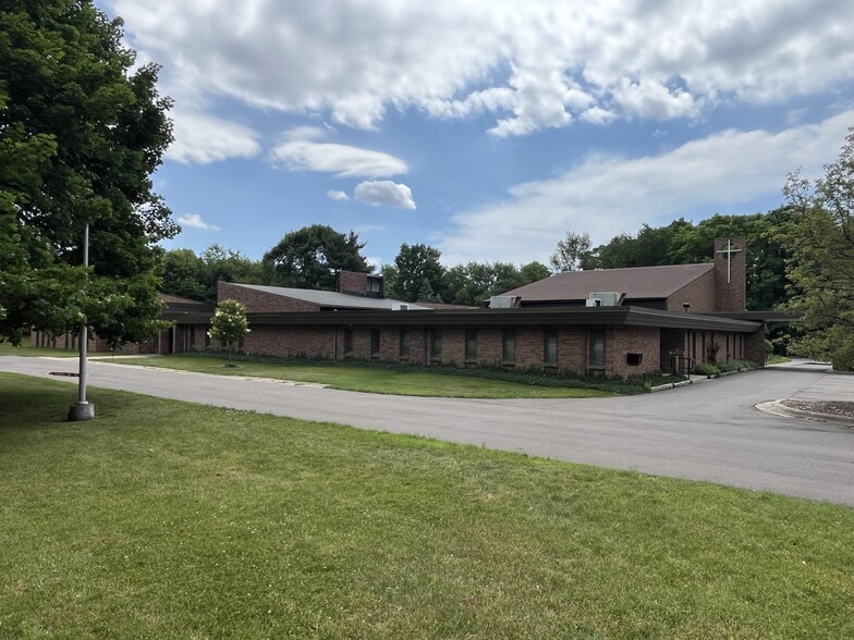 Primary Photo Of 2731 W Milham Ave, Portage Religious Facility For Lease