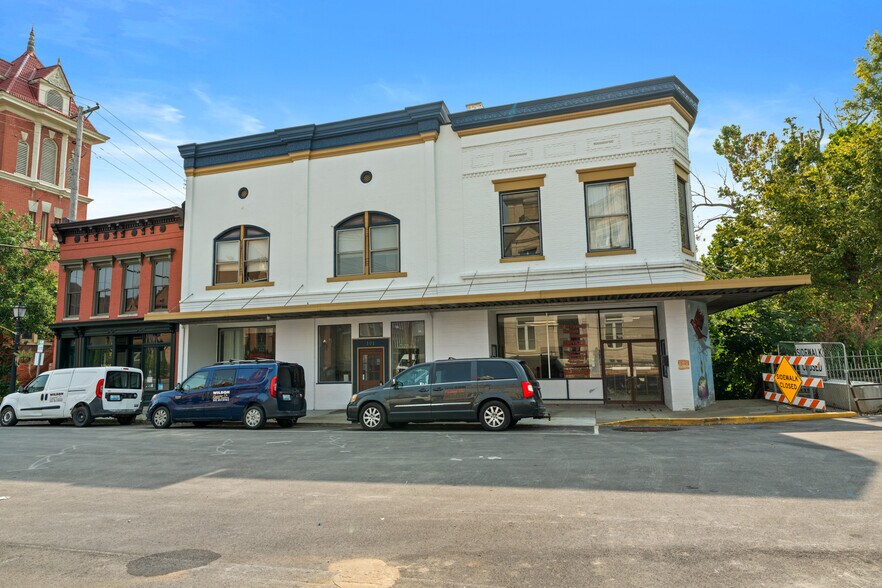 More Photos Of 101 St Clair St, Frankfort Loft Creative Space For Sale