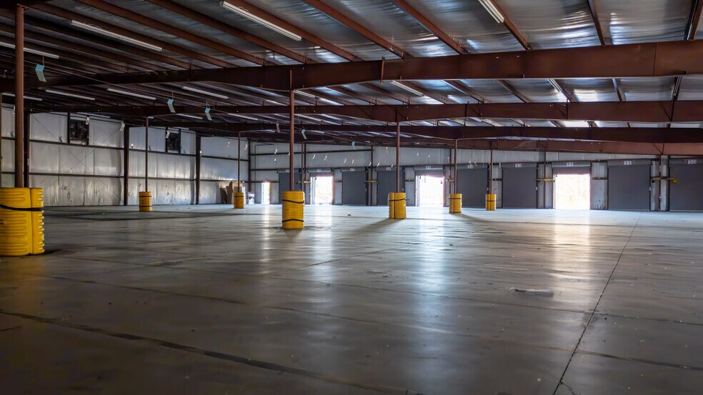 More Photos Of 1139 County Road 67, Myrtle Distribution For Sale