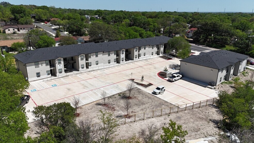 More Photos Of 100 Ingram Rd, San Antonio Apartments For Sale