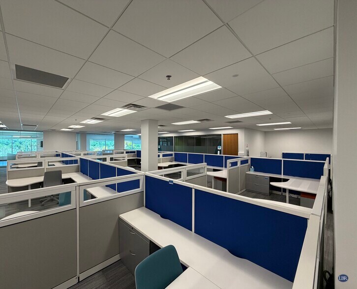 More Photos Of 1110 W Hibiscus Ave, Melbourne Flex For Lease