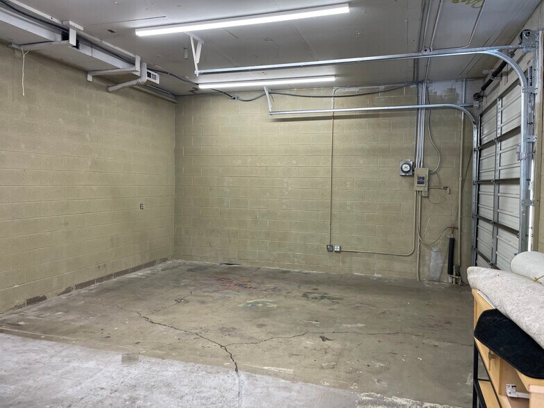 More Photos Of 1063-1065 E 3300 S, Salt Lake City Light Distribution For Lease