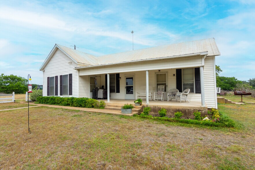 More Photos Of 0 Hwy 21, Uhland Land For Sale