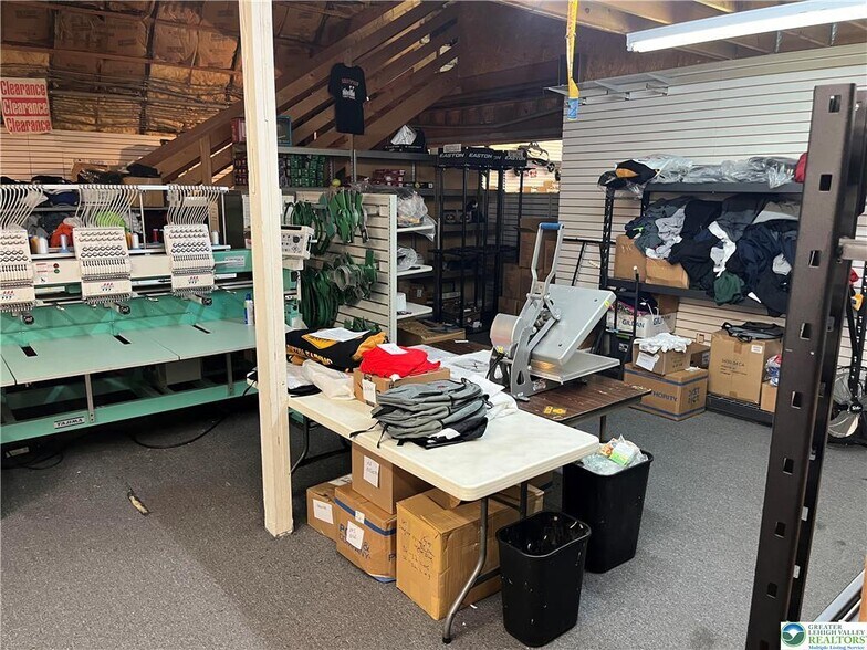 More Photos Of 749 E Ettwein St, Bethlehem Flex For Sale