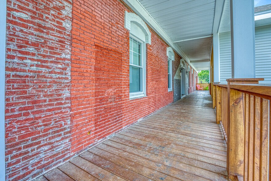 More Photos Of 2 Perkins Pl, Woodsville Apartments For Sale