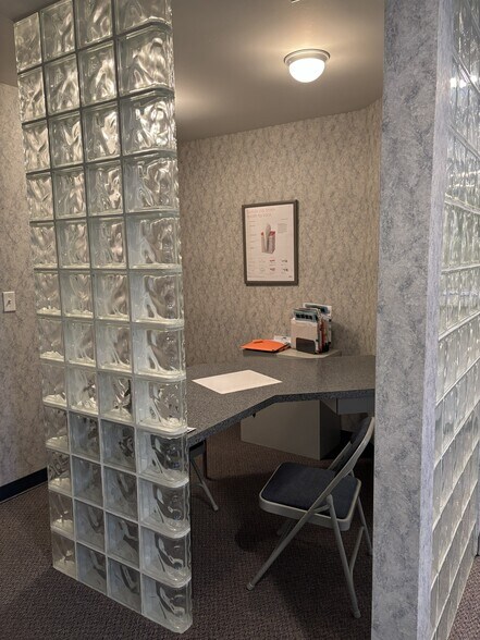 More Photos Of 1975 Royal Ave, Simi Valley Office For Sale