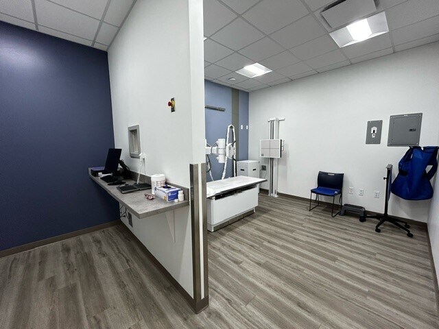 More Photos Of 1362 W Central Ave, Delaware Healthcare For Sale