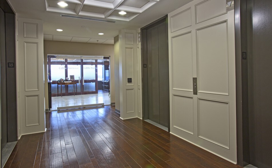 More Photos Of 210 E Capitol St, Jackson Office For Lease