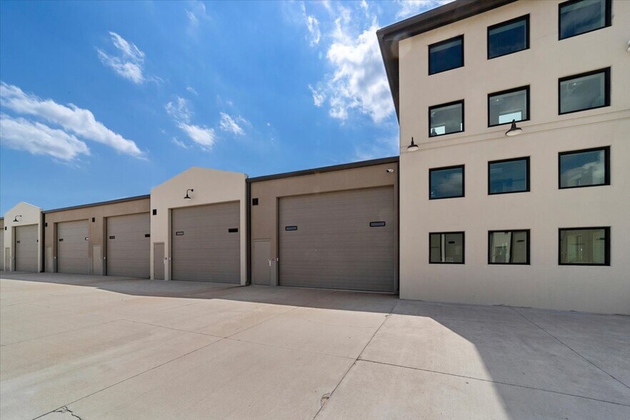 More Photos Of 1931 Liggett Rd, Castle Rock Self Storage For Sale