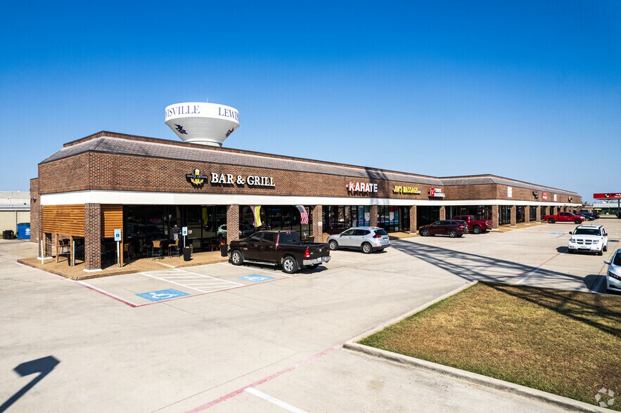 More Photos Of 1425 Justin Rd, Lewisville Storefront For Sale