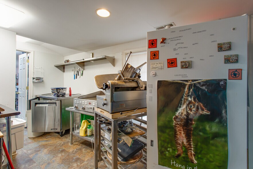 More Photos Of 12133 Neale Sound Dr, Cobb Island Restaurant For Sale