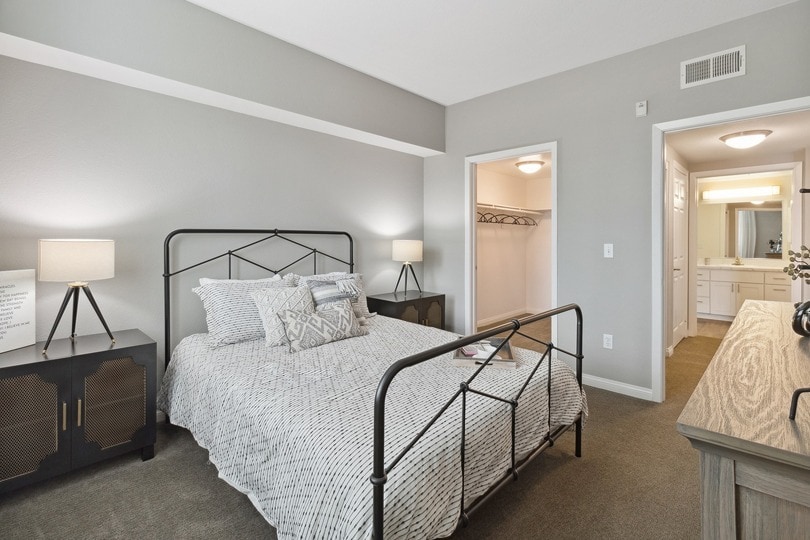 More Photos Of 5395 Napa St, San Diego Apartments For Lease