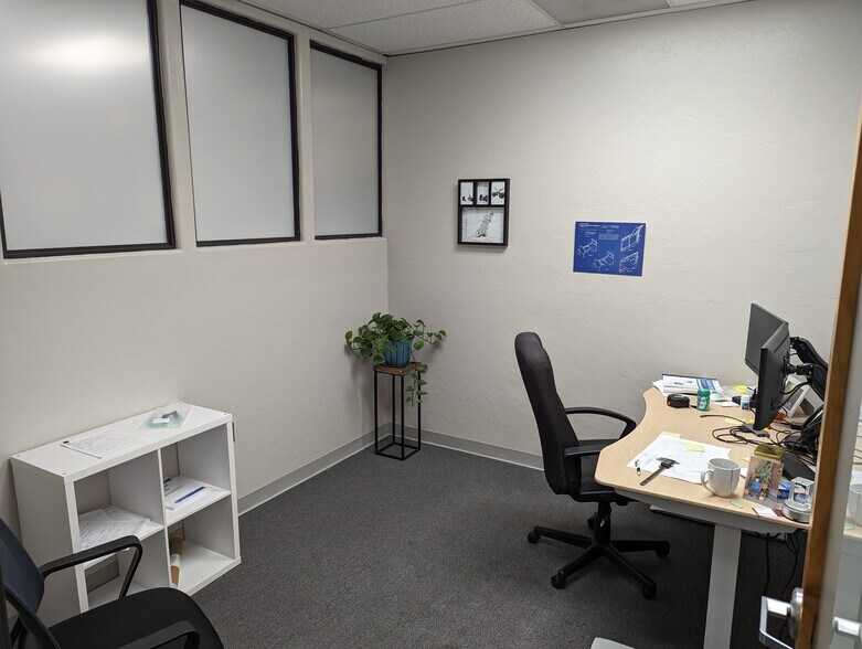 More Photos Of 180 W Magee Rd, Tucson Medical For Lease