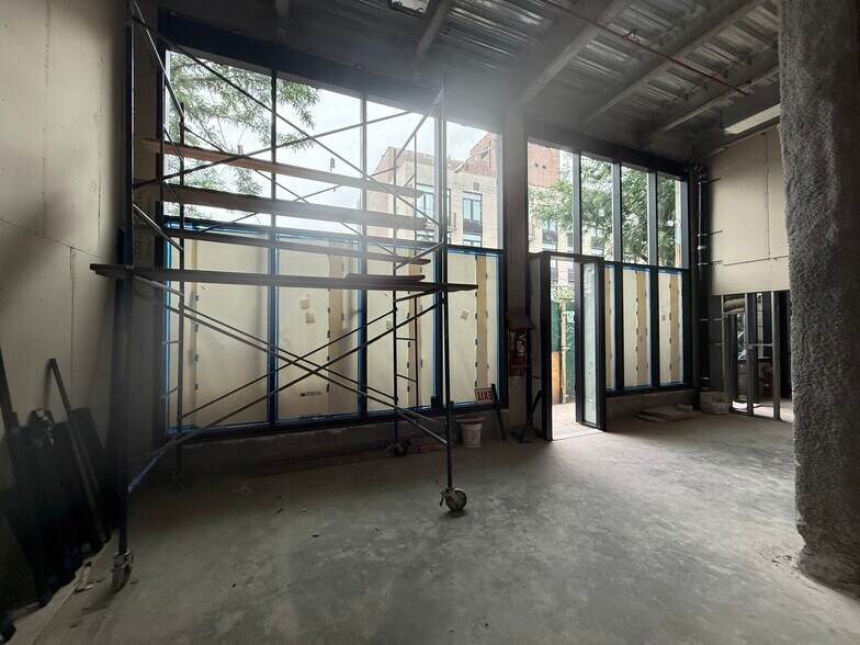 More Photos Of 141 N 6th St, Brooklyn Apartments For Lease