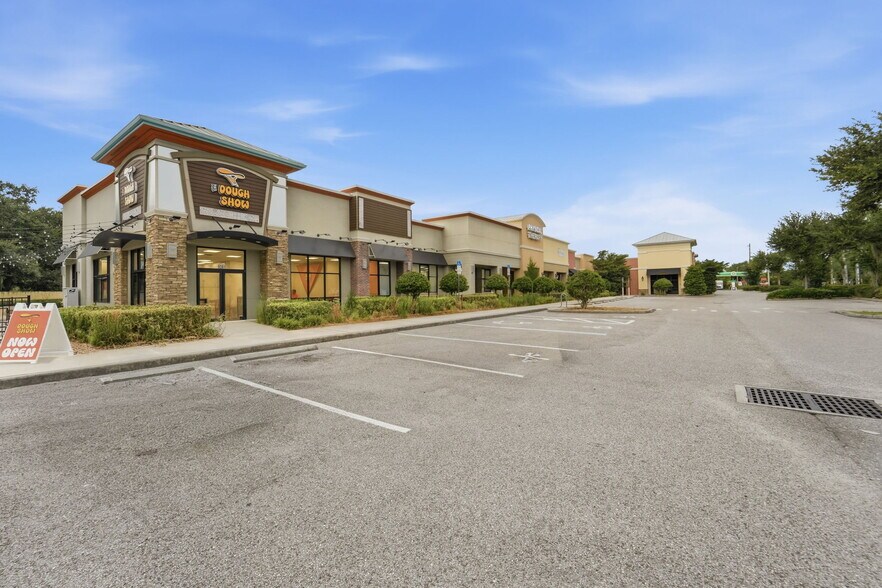 More Photos Of 701 E State Road 434, Winter Springs Unknown For Lease