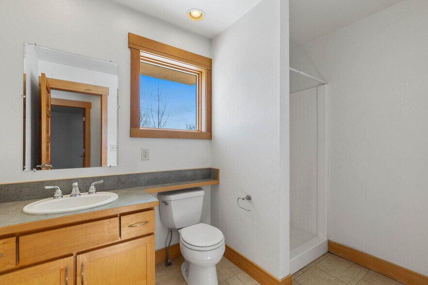 More Photos Of 1281 Stoneridge Dr, Bozeman Apartments For Sale