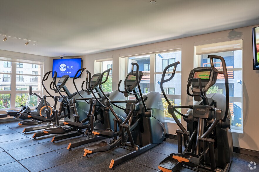 More Photos Of 101 Pringle Ave, Walnut Creek Apartments For Lease