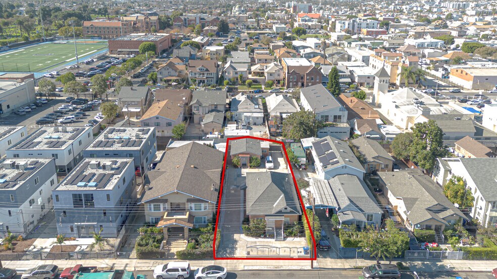 More Photos Of 1409 S New Hampshire Ave, Los Angeles Multifamily For Sale