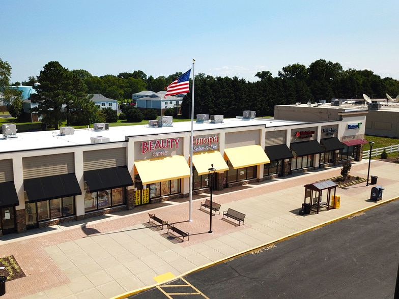 More Photos Of 712 Cambridge Plz, Cambridge Unknown For Lease