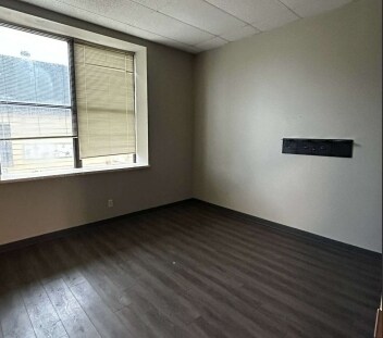 More Photos Of 504 W National Ave, Milwaukee Theater Concert Hall For Lease