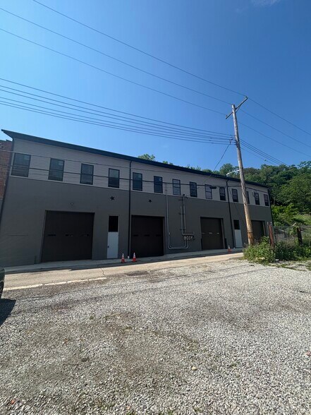 More Photos Of 1430 High St, Pittsburgh Warehouse For Lease