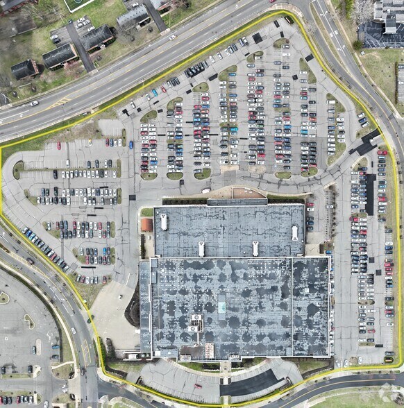 More Photos Of 4485 Northland Ridge Blvd, Columbus Office For Sale