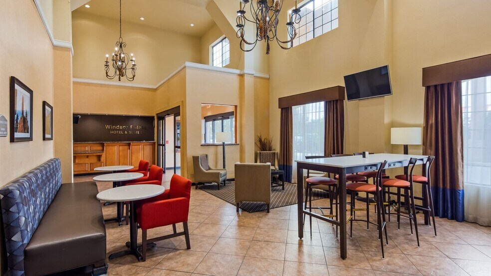 More Photos Of 4639 Rittiman Rd, San Antonio Hotel For Sale