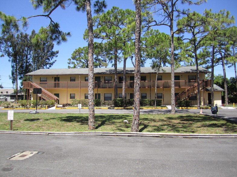 More Photos Of 4655 Wellman Trl, Lake Worth Apartments For Sale