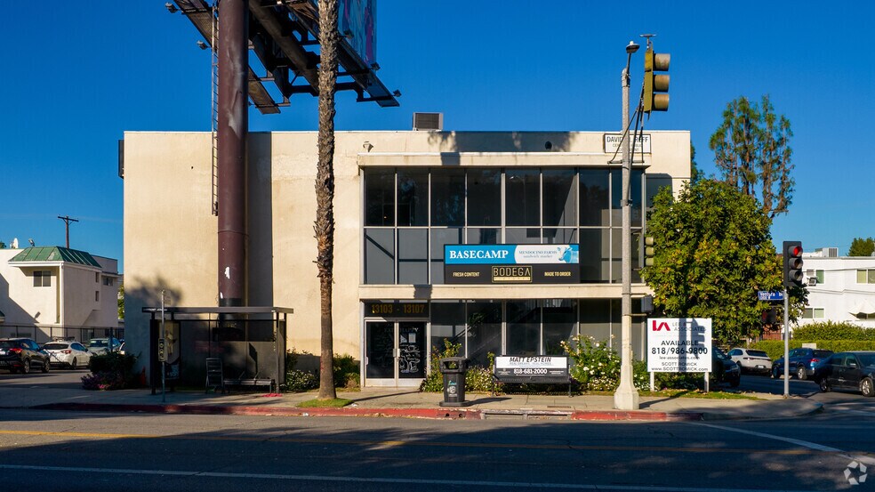 More Photos Of 13103-13107 Ventura Blvd, Studio City Loft Creative Space For Lease