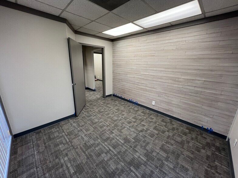 More Photos Of 3787-3795 River Rd N, Keizer Medical For Lease