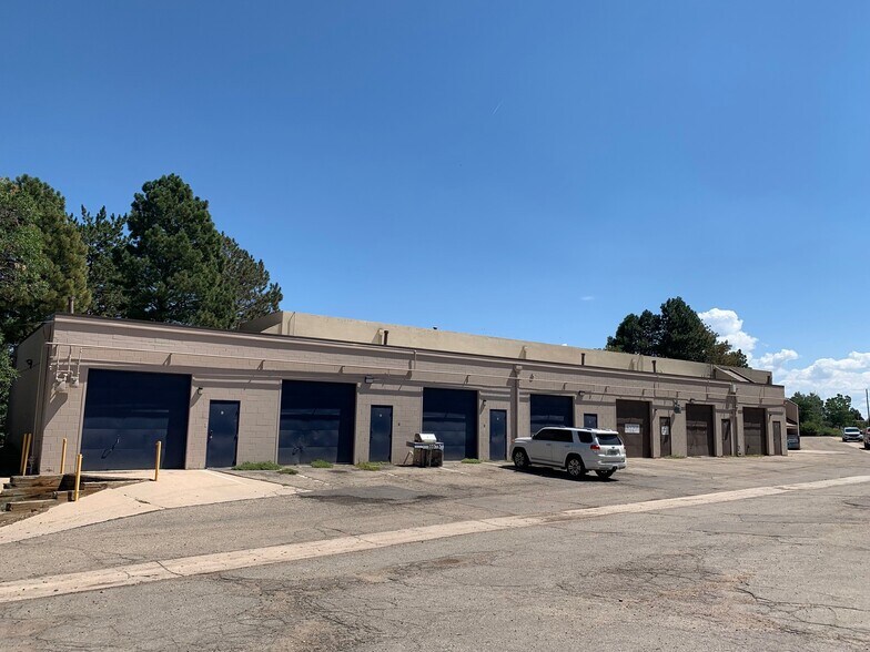 More Photos Of 2305 S Syracuse Way, Denver Light Manufacturing For Lease