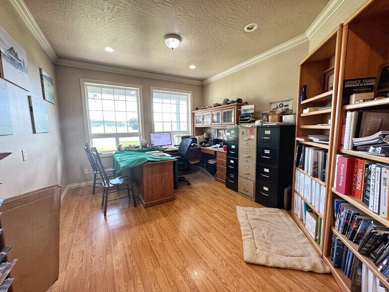 More Photos Of 124 Morrison Ln, Bonner Warehouse For Sale