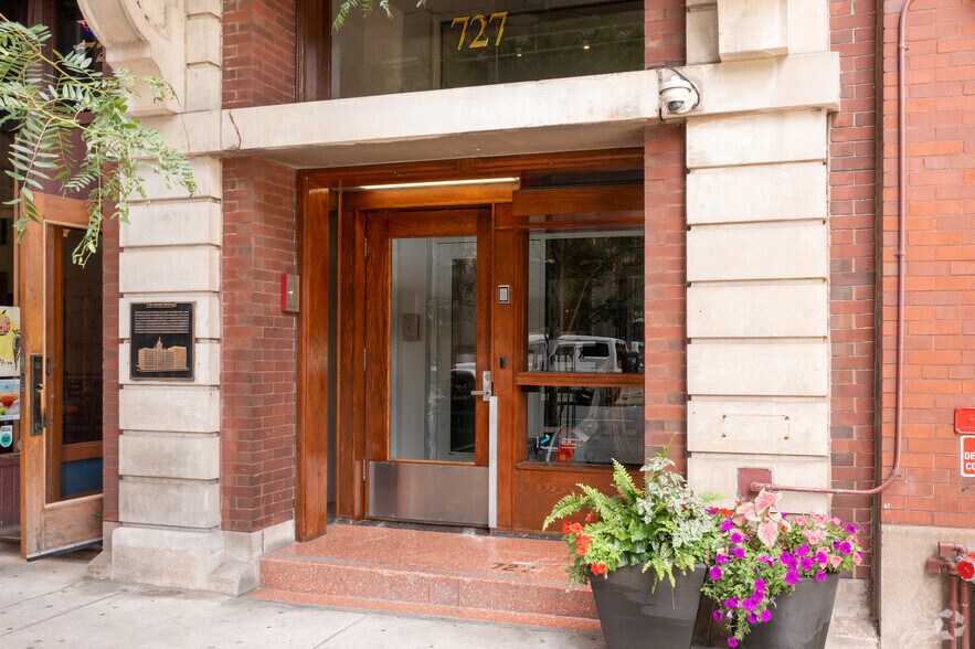 More Photos Of 727 S Dearborn St, Chicago Apartments For Sale