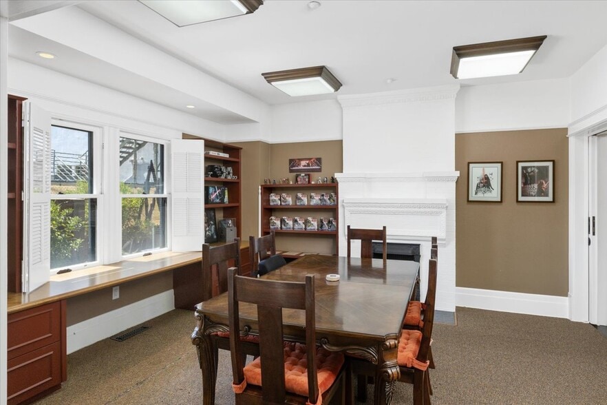 More Photos Of 136-140 W 3rd Ave, Escondido Office For Sale