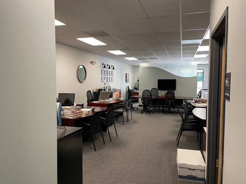 More Photos Of 331 Gambrills Rd, Gambrills Medical For Lease