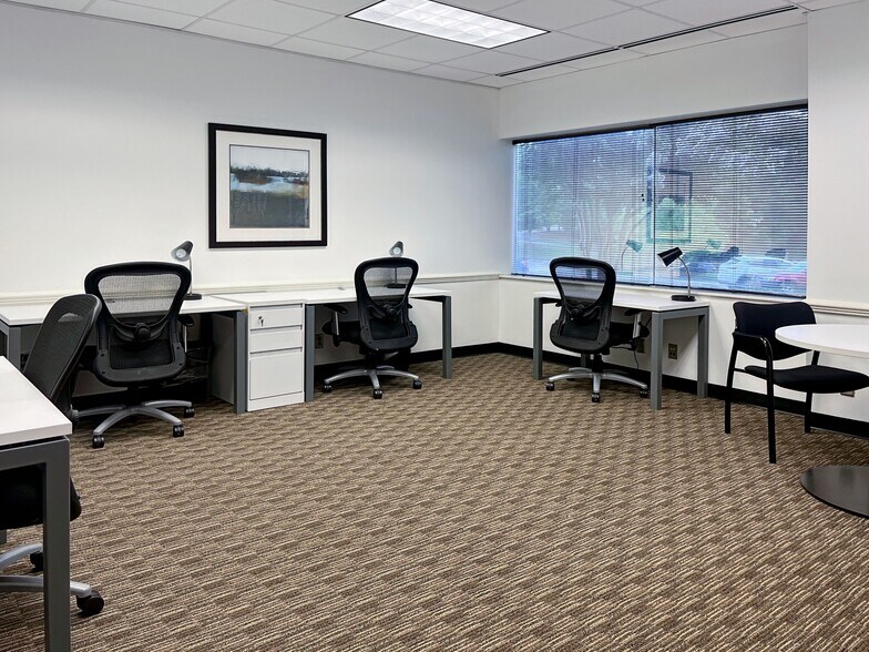 More Photos Of 1 Perimeter Park S, Birmingham Coworking Space