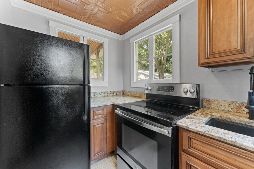 More Photos Of 4206 N Nebraska Ave, Tampa Loft Creative Space For Sale