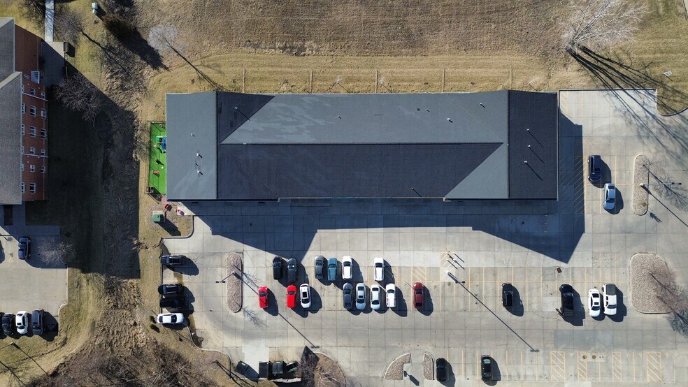 More Photos Of 2825 S Ankeny Blvd, Ankeny Office For Sale