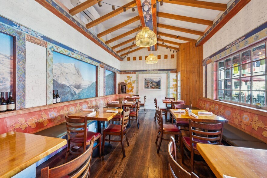 More Photos Of 460 - 464 1st St E, Sonoma General Retail For Sale