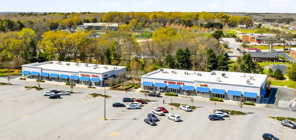 More Photos Of 905-933 W Hwy 9 Byp, Lancaster Storefront For Lease