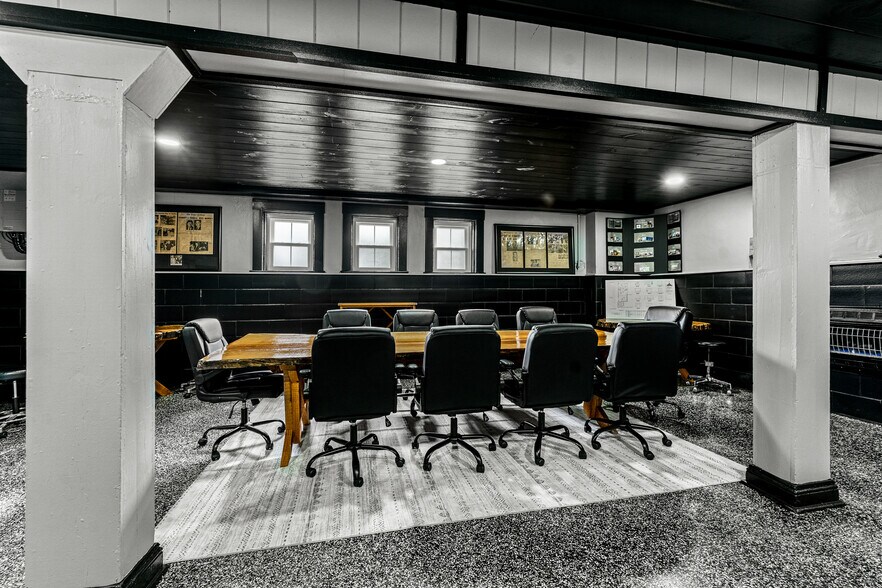 More Photos Of 908 Market St, Beaver Religious Facility For Sale