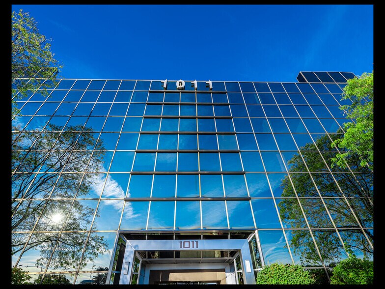 More Photos Of 1011 E Touhy Ave, Des Plaines Office For Lease