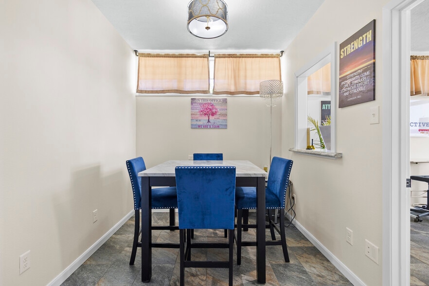 More Photos Of 601 Mary Lake Dr, Bryan Office Residential For Lease