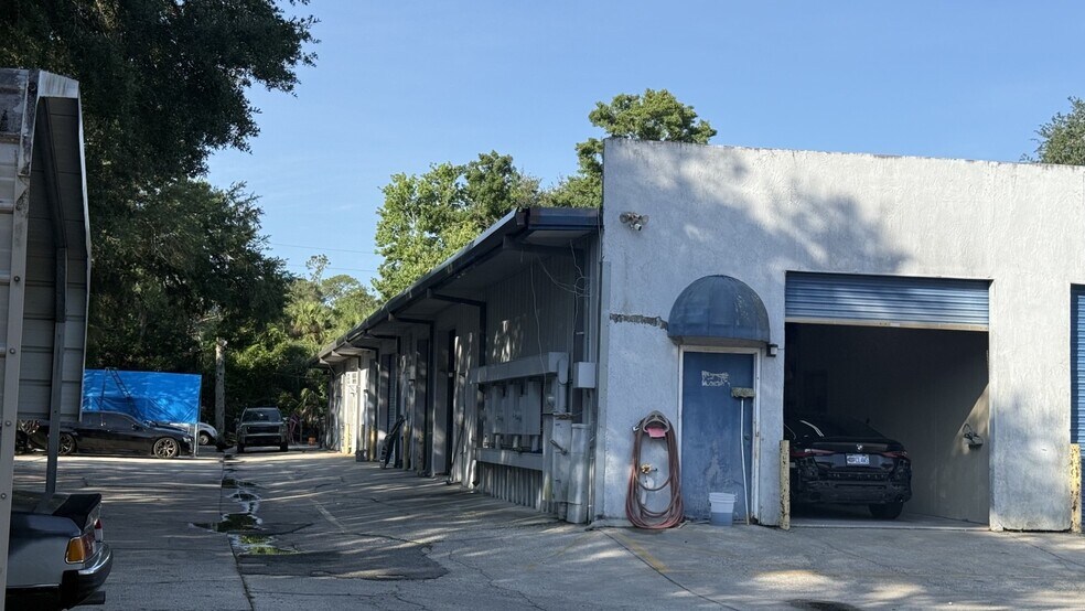 More Photos Of 5508 Benchmark Ln, Sanford Warehouse For Sale