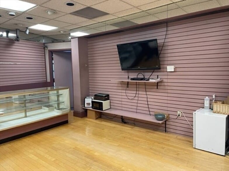 More Photos Of 333 Washington St, Boston Office For Sale