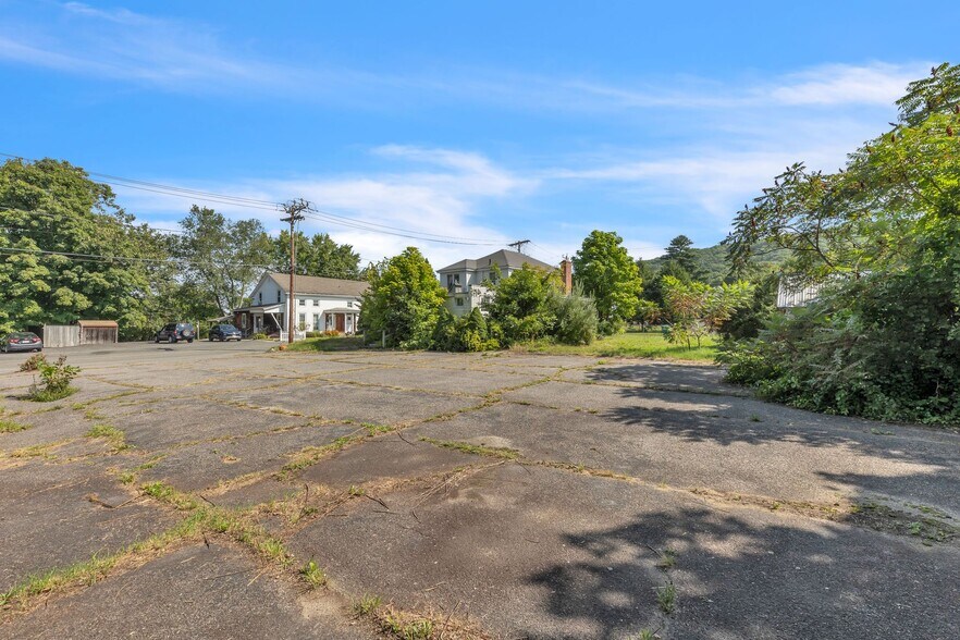 More Photos Of 297 Main St, Monson Storefront Retail Residential For Sale