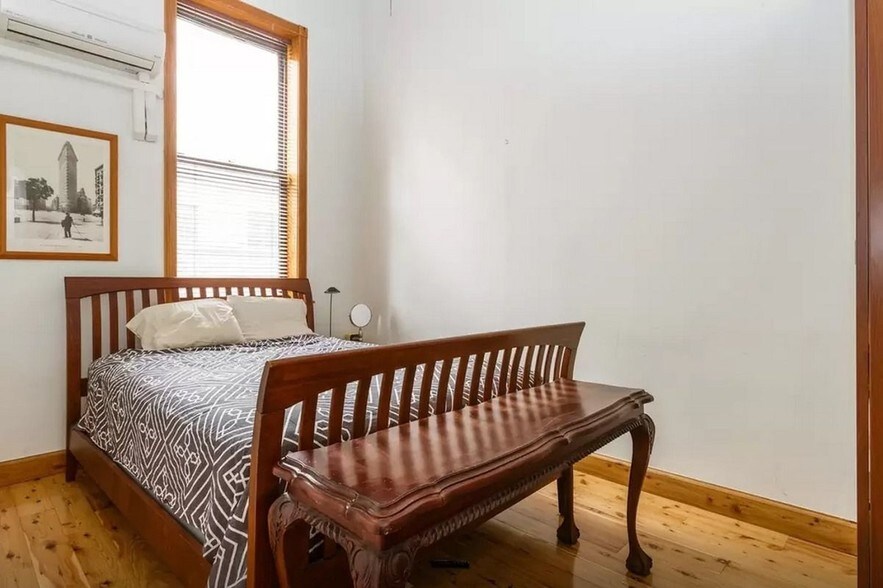 More Photos Of 87 E 4th St, New York Apartments For Lease