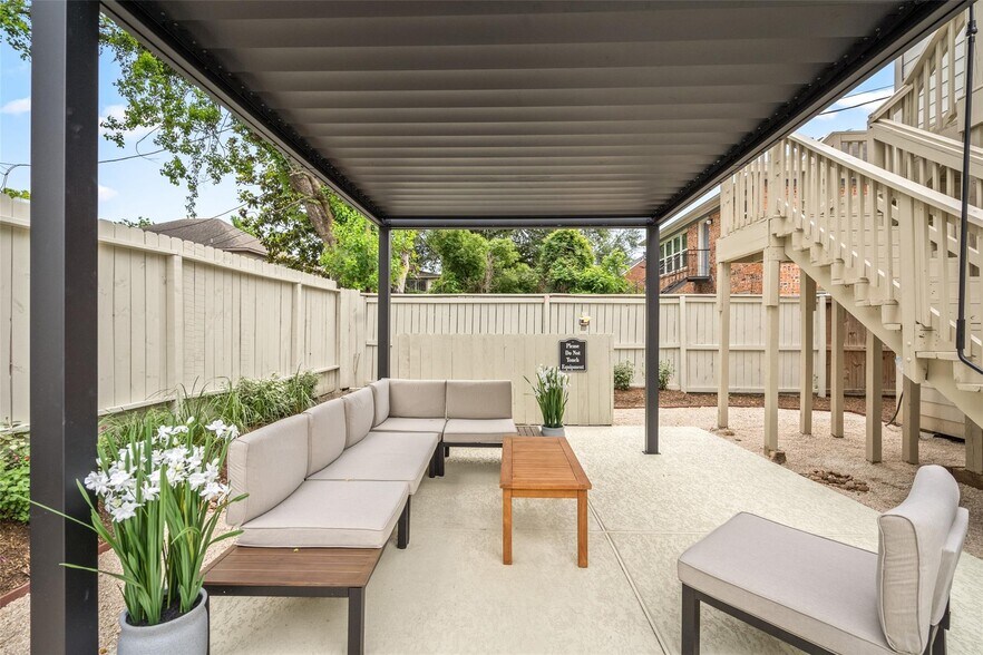 More Photos Of , Houston Multifamily For Sale