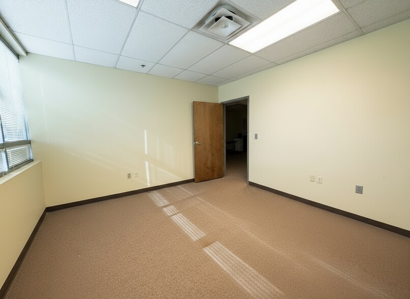 More Photos Of 5700-5730 Buford Hwy, Norcross Unknown For Lease