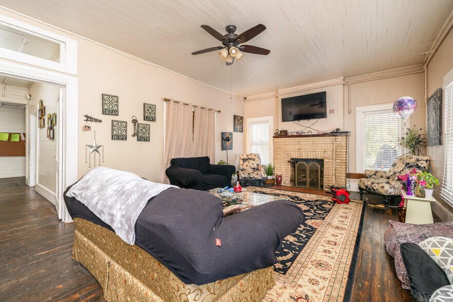 More Photos Of 336 Highway 9 S, Dawsonville Office Residential For Sale